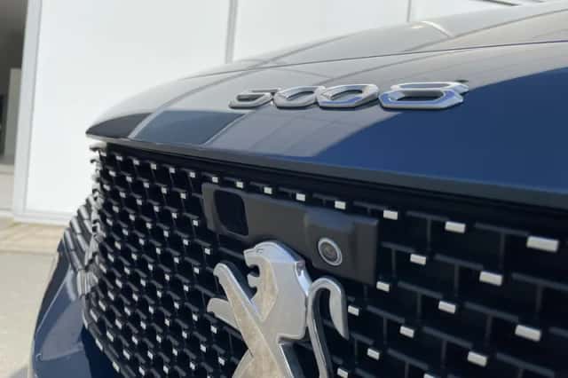 Peugeot 5008 (2021) thumbnail 4
