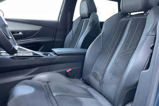 Peugeot 5008 (2021) thumbnail 31