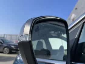 Peugeot 5008 (2021) thumbnail 6