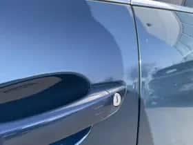 Peugeot 5008 (2021) thumbnail 7