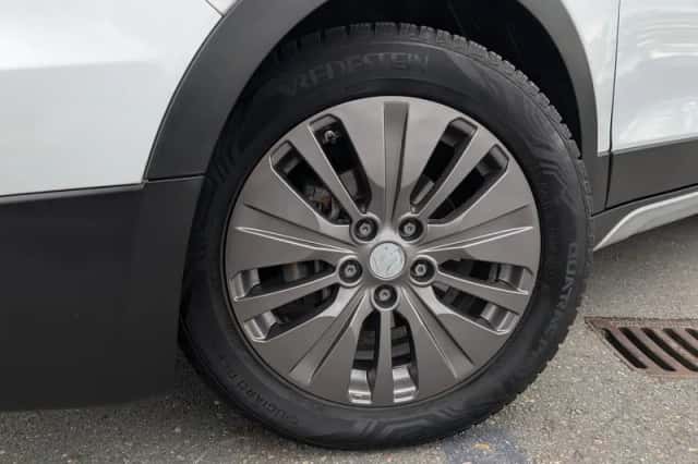 Suzuki S-Cross (2016) thumbnail 3