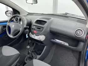 Peugeot 107 (2013) thumbnail 4