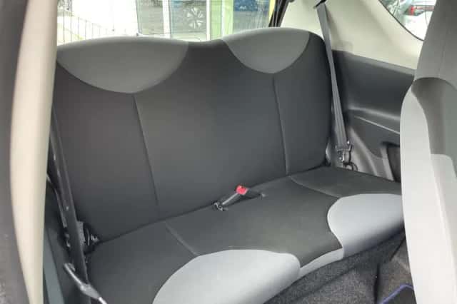 Peugeot 107 (2013) thumbnail 9