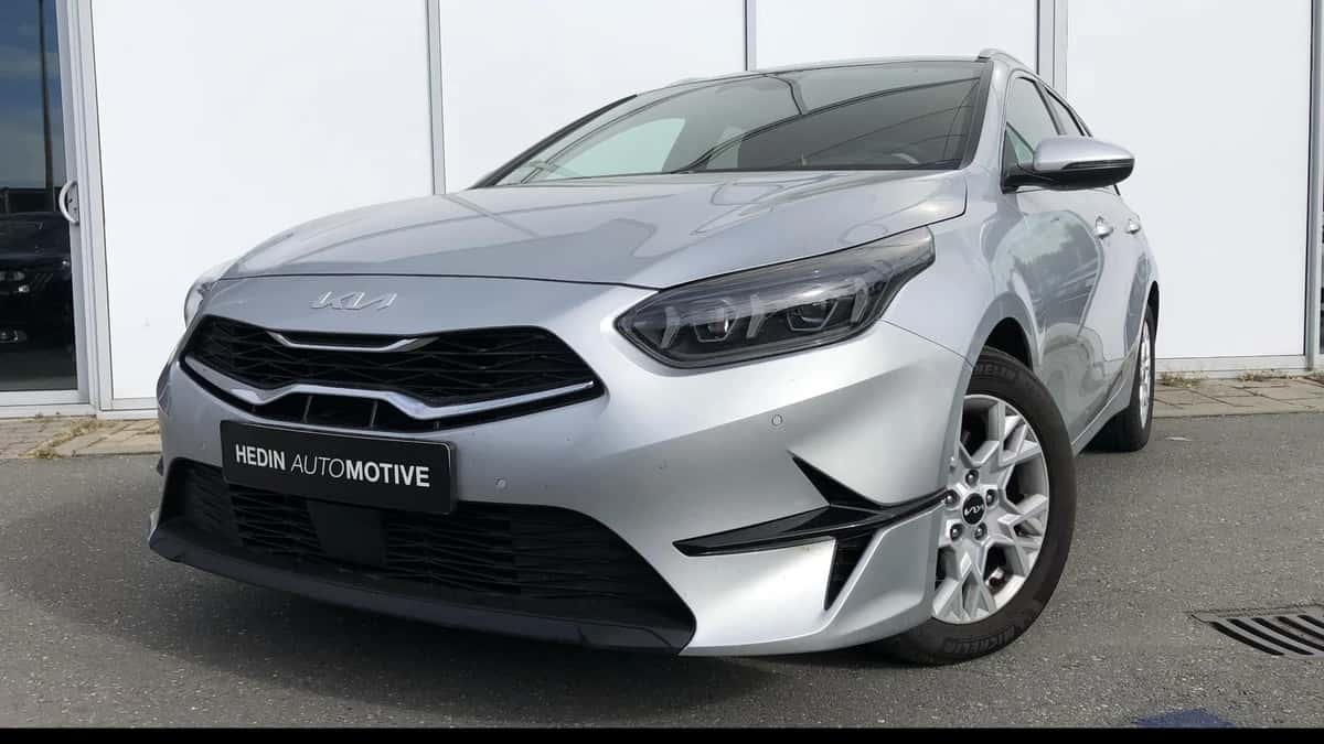 Kia Ceed Sportswagon (2024) — foto 1