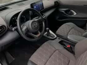 Toyota Yaris Cross (2022) thumbnail 3