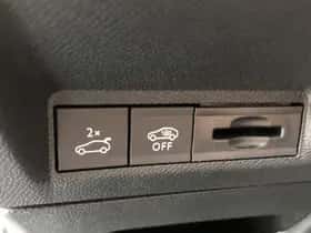 Peugeot 3008 (2025) thumbnail 21