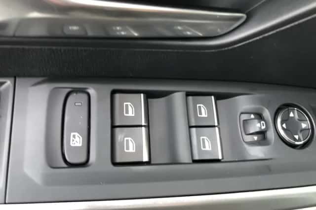 Peugeot 3008 (2025) thumbnail 22