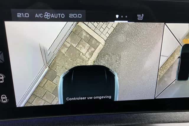 Peugeot 3008 (2025) thumbnail 8
