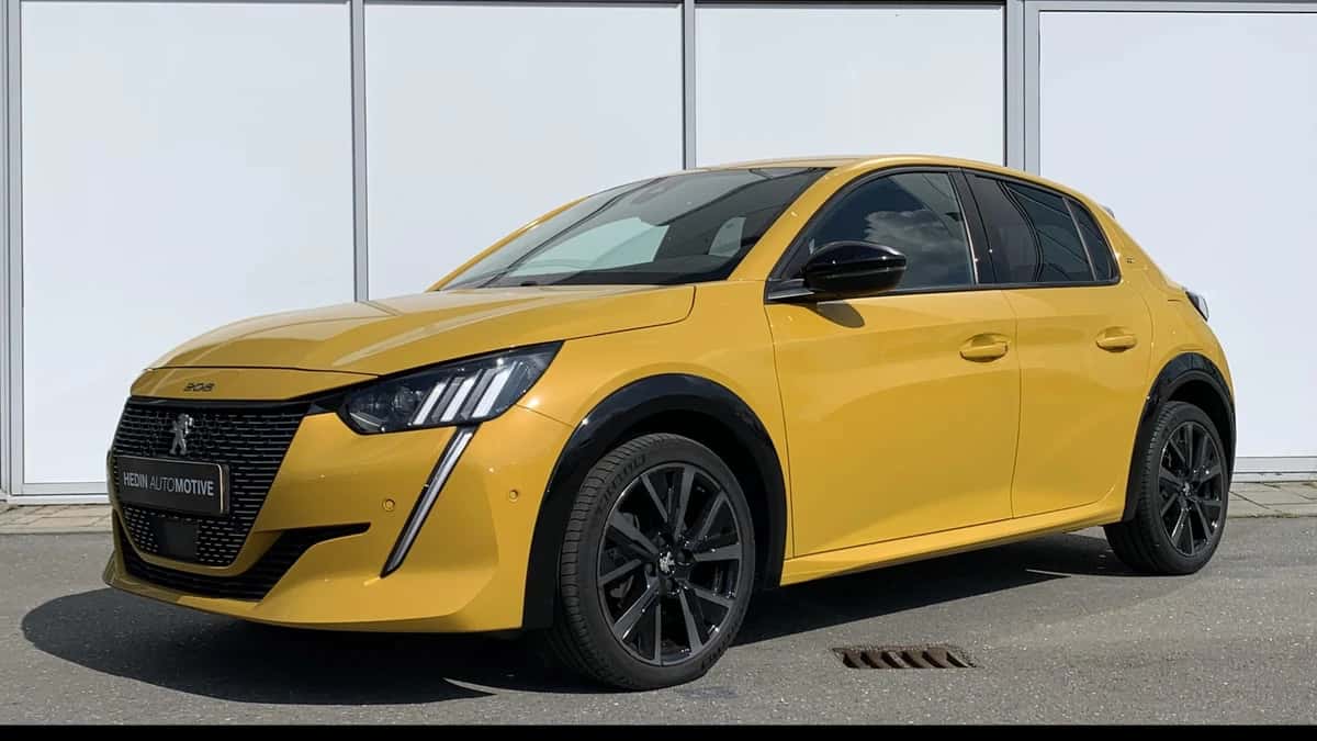 Peugeot 208 (2021) — foto 1