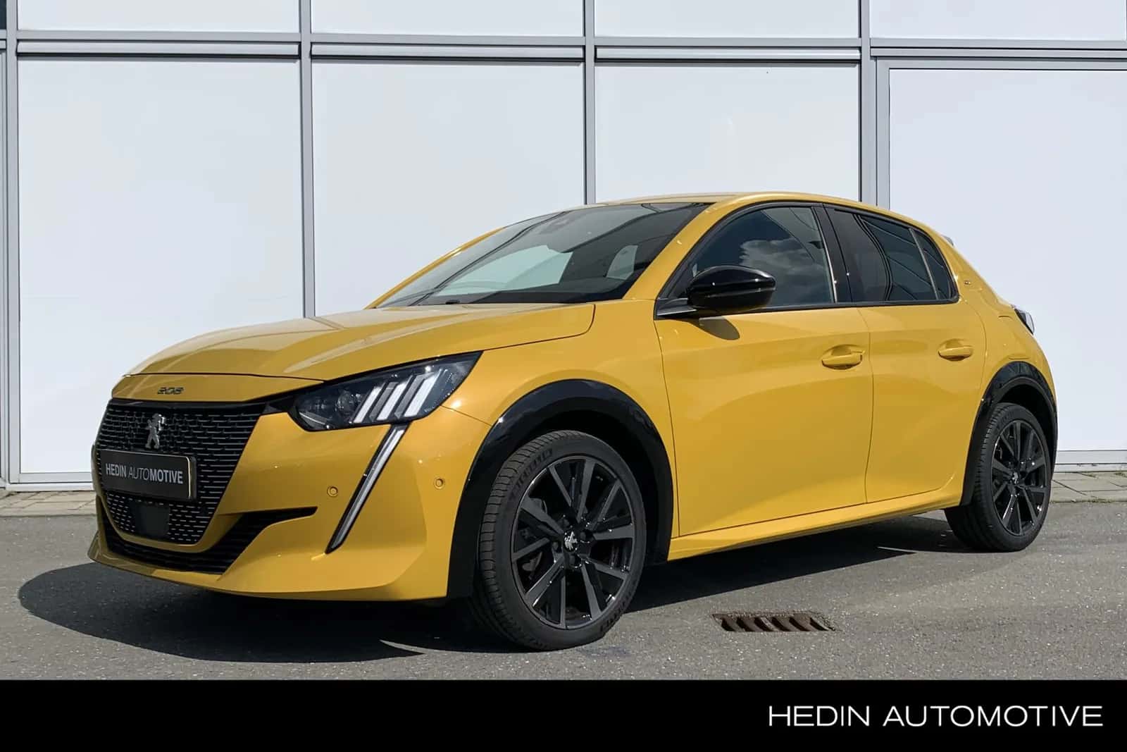 Peugeot 208 (2021) — foto 1