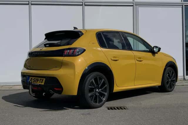 Peugeot 208 (2021) thumbnail 2