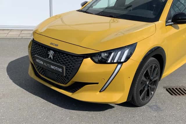 Peugeot 208 (2021) thumbnail 16