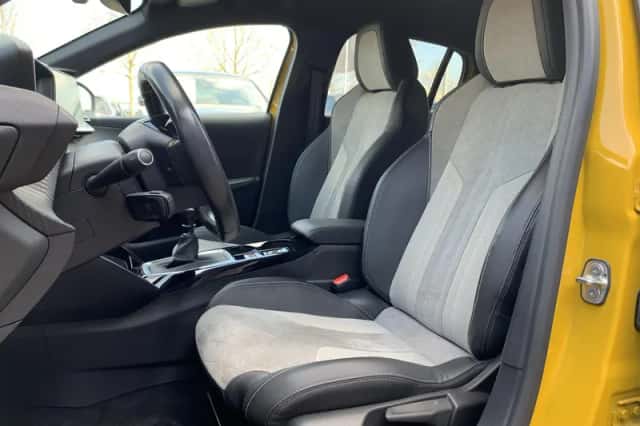 Peugeot 208 (2021) thumbnail 4