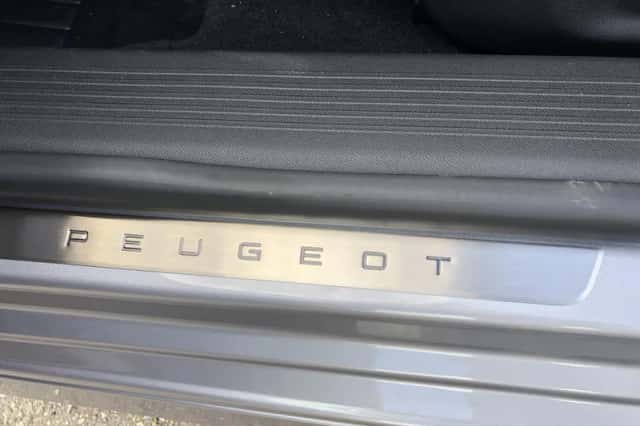 Peugeot e-308 (2025) thumbnail 18