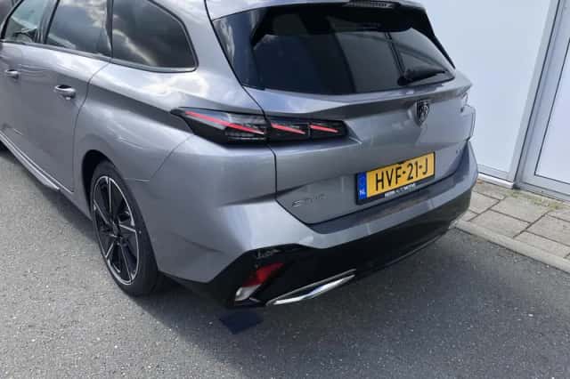 Peugeot e-308 (2025) thumbnail 5