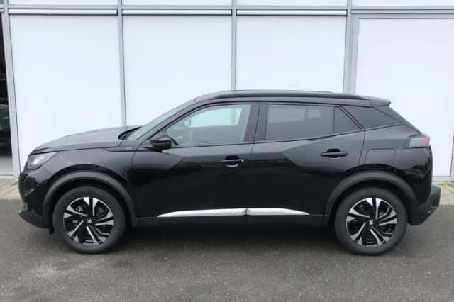 Peugeot e-2008 (2022) thumbnail 3