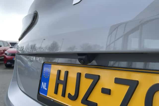 Kia Ceed (2025) thumbnail 19