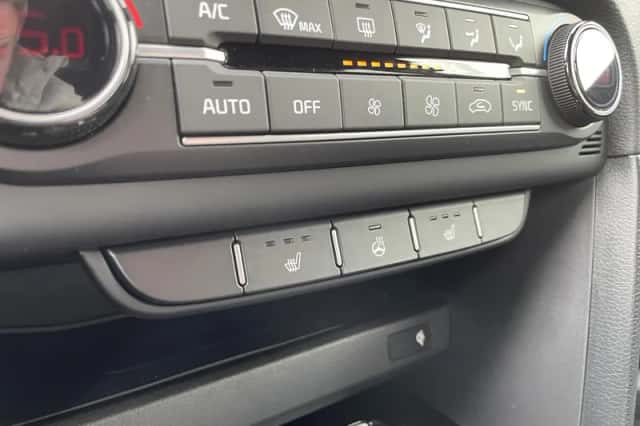 Kia Ceed (2025) thumbnail 23