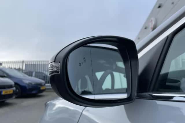 Kia Ceed (2025) thumbnail 8