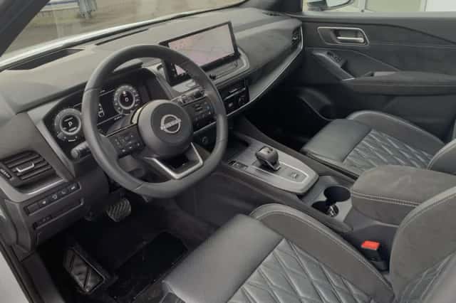 Nissan Qashqai (2024) thumbnail 3