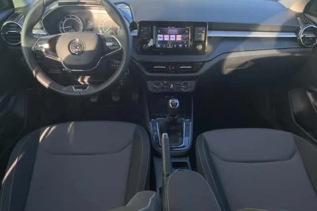 Škoda Fabia (2023) thumbnail 3