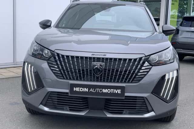 Peugeot 2008 (2025) thumbnail 2