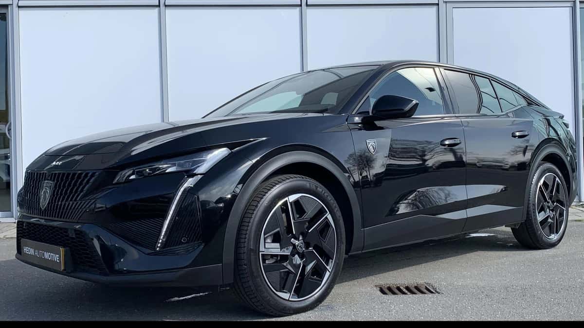 Peugeot 408 (2024) — foto 1