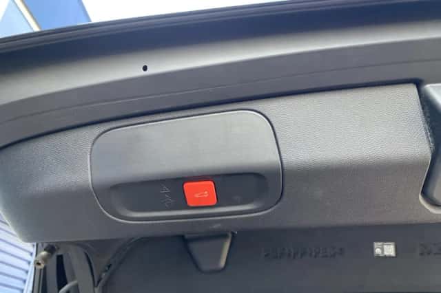 Peugeot 408 (2024) thumbnail 13