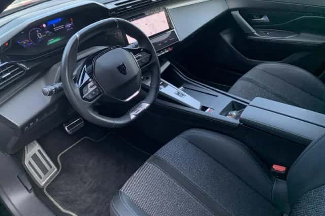 Peugeot 408 (2024) thumbnail 6