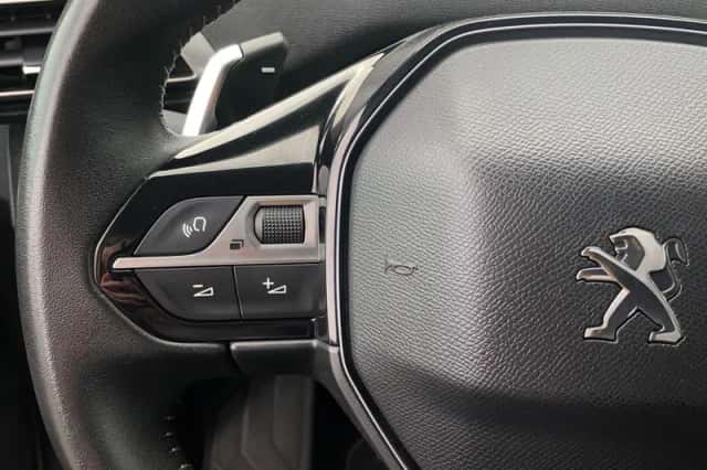 Peugeot 3008 (2021) thumbnail 12