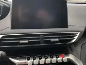 Peugeot 3008 (2021) thumbnail 14