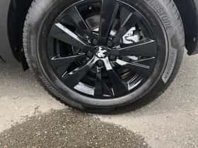 Peugeot 3008 (2021) thumbnail 18