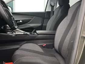Peugeot 3008 (2021) thumbnail 3