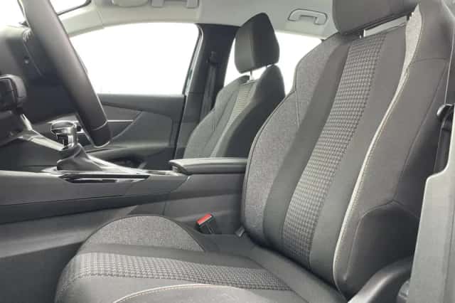 Peugeot 3008 (2021) thumbnail 13