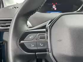 Peugeot 3008 (2021) thumbnail 18
