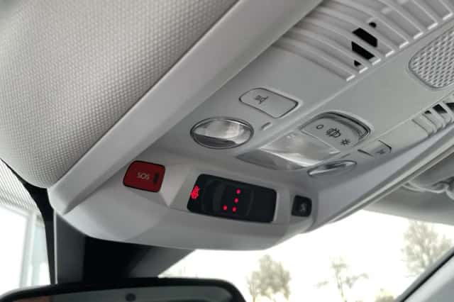 Peugeot 3008 (2021) thumbnail 30