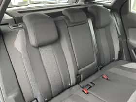 Peugeot 3008 (2021) thumbnail 33