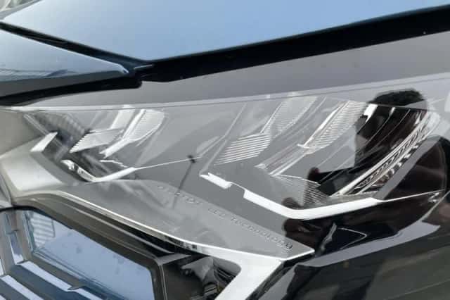 Peugeot 3008 (2021) thumbnail 6