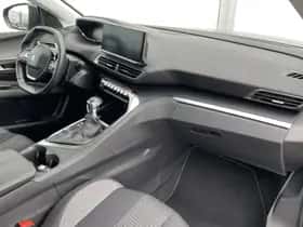 Peugeot 3008 (2021) thumbnail 10