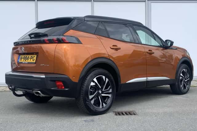 Peugeot 2008 (2020) thumbnail 2