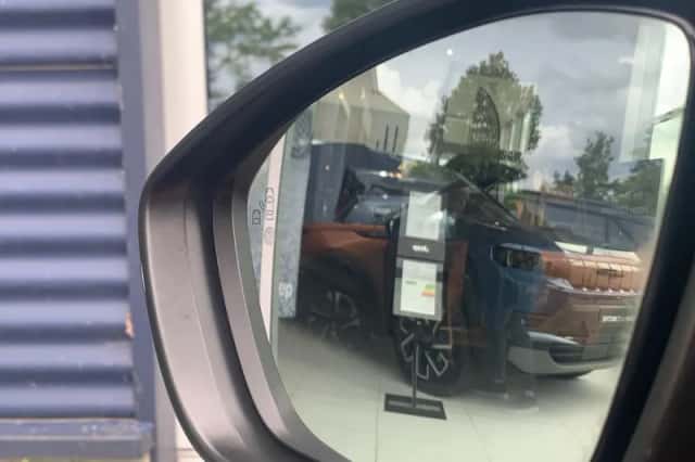 Peugeot 2008 (2020) thumbnail 12