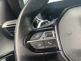 Peugeot 2008 (2020) thumbnail 13