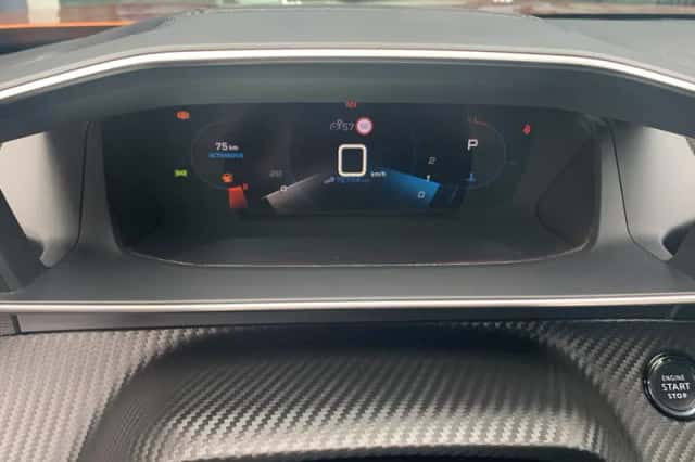 Peugeot 2008 (2020) thumbnail 17