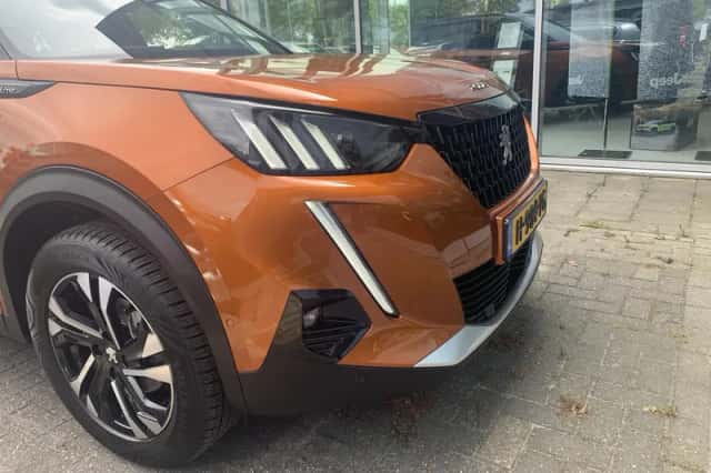 Peugeot 2008 (2020) thumbnail 18