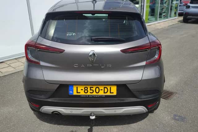 Renault Captur (2020) thumbnail 5