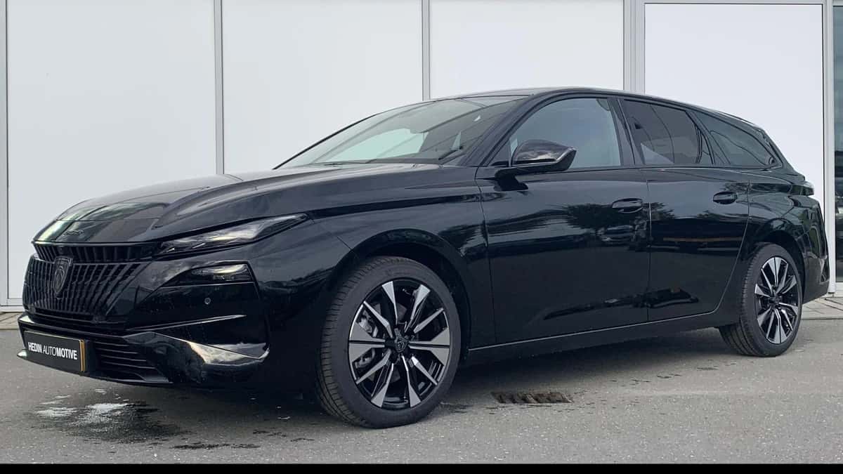 Peugeot 308 (2025) — foto 1