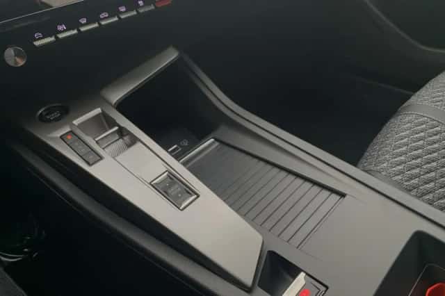 Peugeot 308 (2025) thumbnail 8
