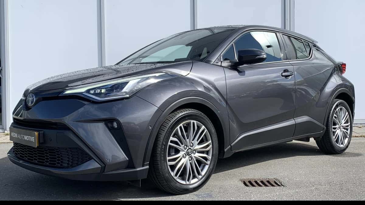 Toyota C-HR (2024) — foto 1
