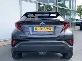 Toyota C-HR (2024) thumbnail 7