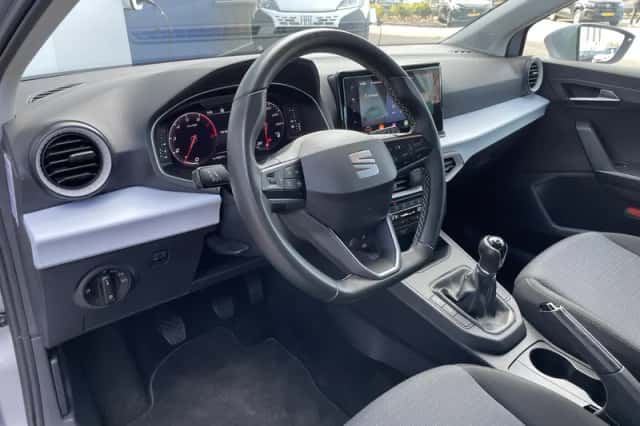 SEAT Ibiza (2022) thumbnail 8